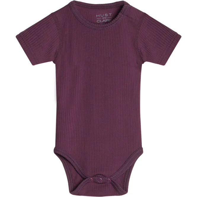 Hovedbilde Hust & Claire Bet ribb kortermet body i ull, plum ...
