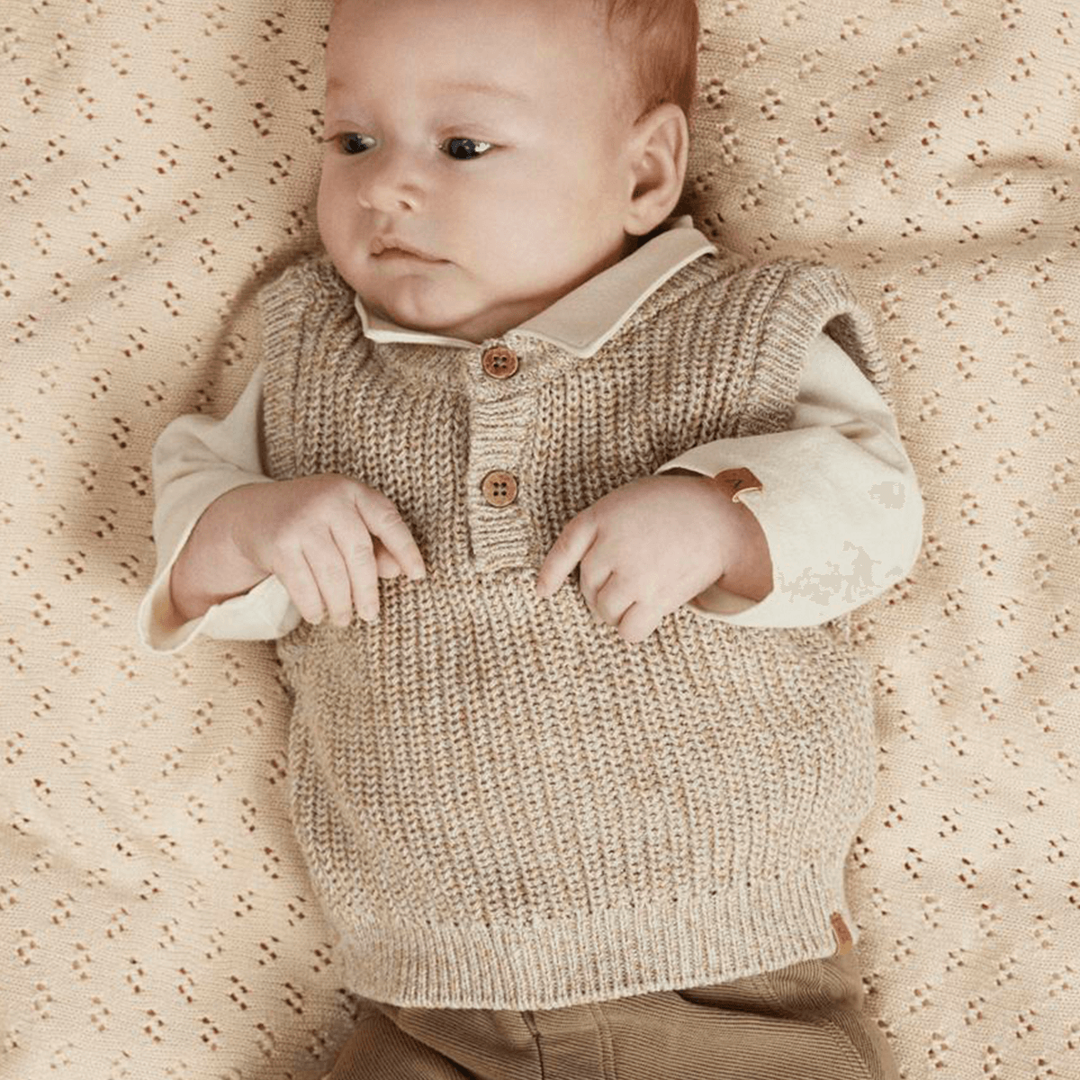 Lil' Atelier Nbmrokko vest til baby, Oxford Tan