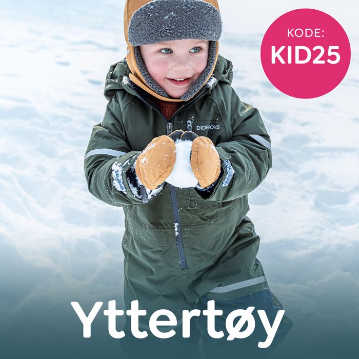 En mengde yttertøy til barn og baby - Vinterdresser, vinterjakker, vinterbukser, tilbehør og regntøy